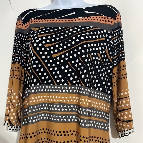 DONNA MORGAN - Women’s Patterned Dress! - Picture 5 of 7